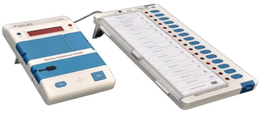 इलेक्ट्रॉनिक वोटिंग मशीन और VVPAT यूनिट